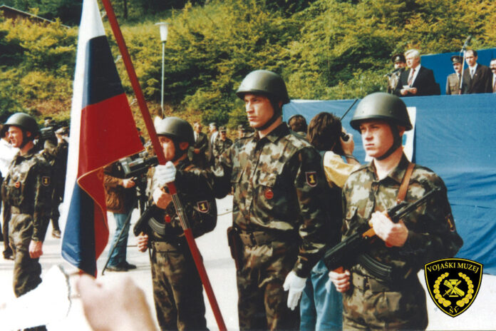 fotke-z-logom-vojaskega-muzeja-SV4
