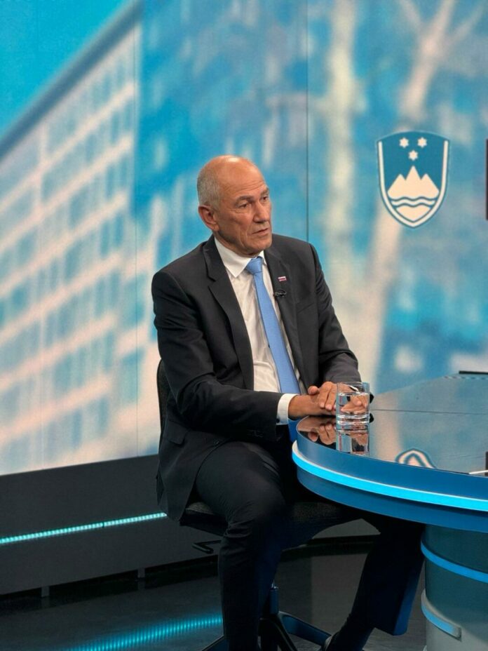 Jansa-planet1-1068x1424